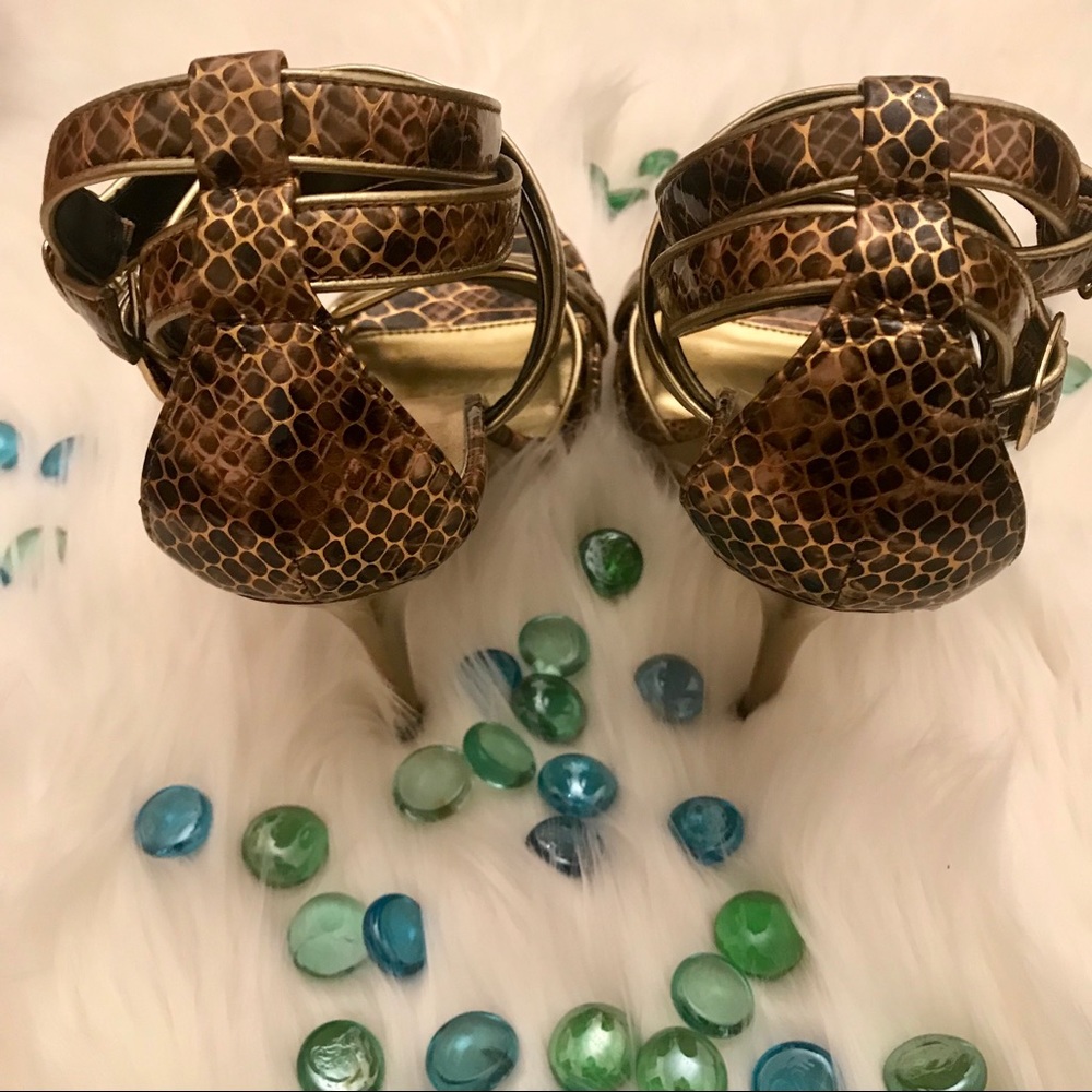 Michael Antonio Strappy Sandal - Picture 4 of 7